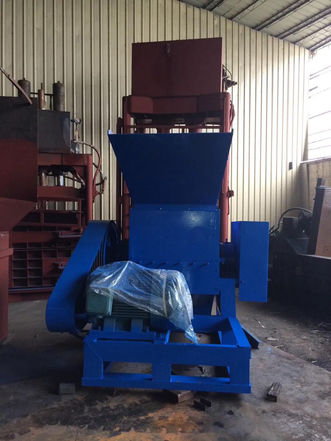 Sieve Can Be Adjusted Plastic Bottle Crusher (PS-600)